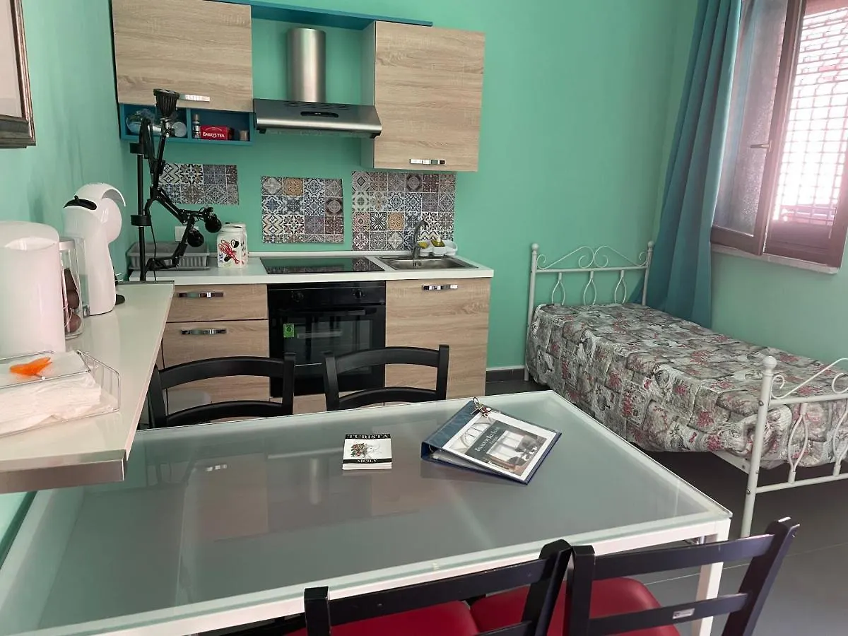 Belmonte Blu Suite Palermo 0*,